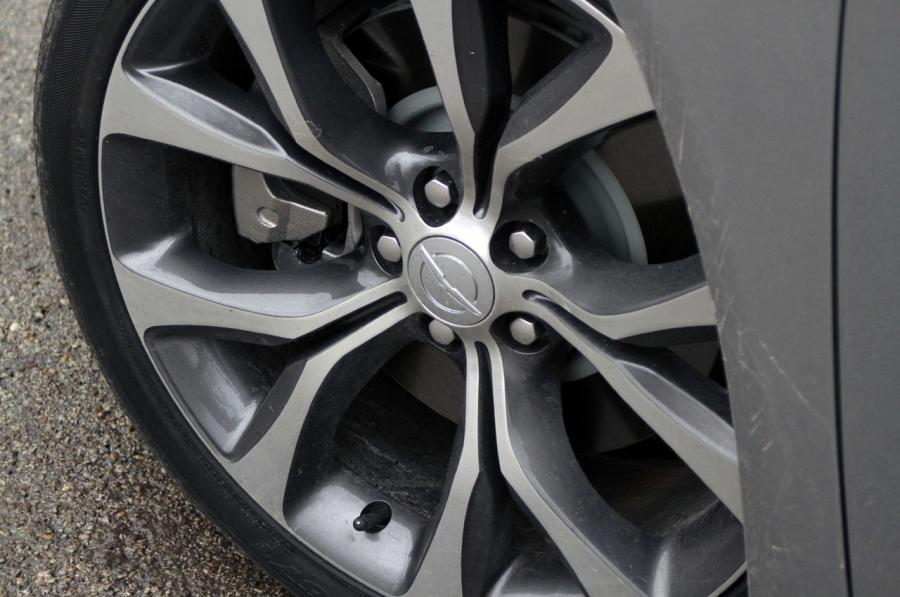 Chrysler 200 2015 года  (фото 158 из 207)